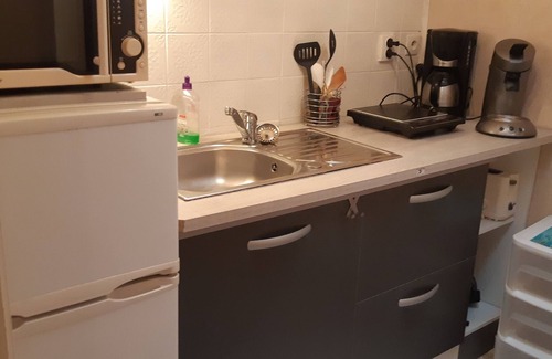 Etretat Apartment | Pet-Friendly Vrbo Property with Breakfast & Kitchen Access