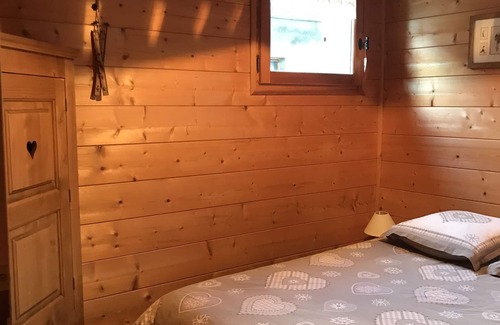 Sixt-Fer-a-Cheval Apartment | Mountain Retreat: Cozy Apartment in Sixt Fer A Cheval