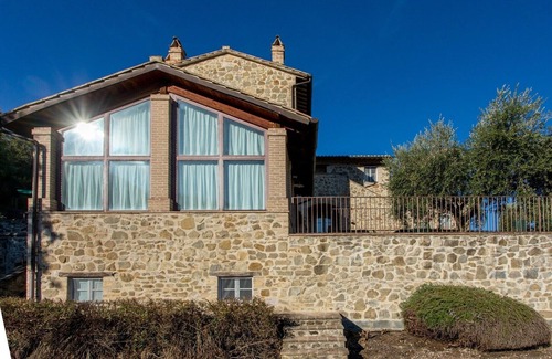 Assisi Apartment | Apartment in a farmhouse with swimming pool