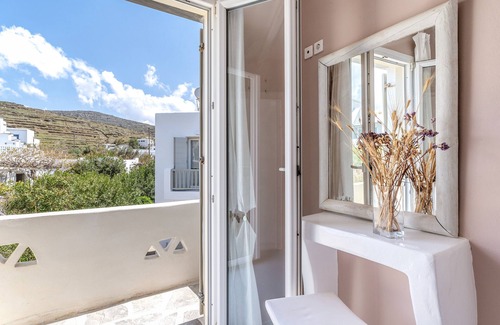 Kionia Apartment | Sea View Apartment at Ninemia Suites Tinos with Top Amenities