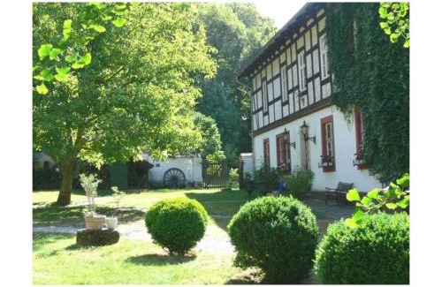 Altenbeken House | Cozy Apartment Surrounded by Nature at Lake Faak