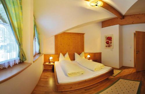 Achenkirch Apartment | Inviting Apartment in Achenkirch with Balcony & Amenities