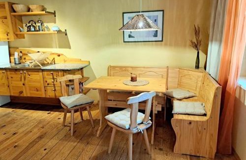 Moselle Apartment | Cozy Ground Floor Holiday Flat at Forellenhof, Dabo