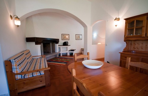 Giannella House | Cozy Apartment Near Giannell Beach with Pool and Ocean View