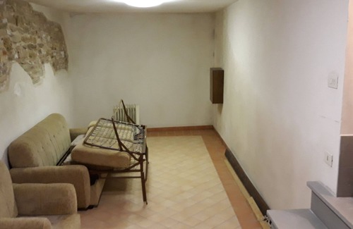 Moresco Apartment | Historic Apartment in Moresco's Central Square with Kitchen