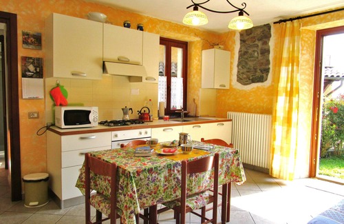 Plesio Apartment | Charming Barn Apartment with Private Garden & Spa Amenities