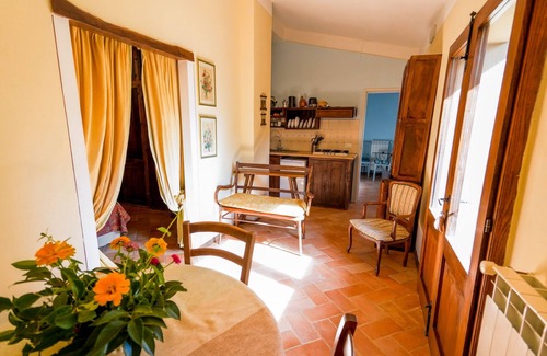 Asciano Apartment | Cozy 3-Room Apartment with Garden and Pool Access