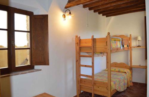 Asciano Apartment | Relaxing Apartment in Asciano with Pool & Pet-Friendly Options
