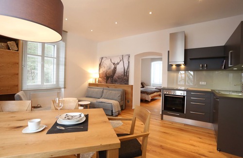 Notsch im Gailtal Villa | Experience a Renovated Villa with Ocean View and Pool