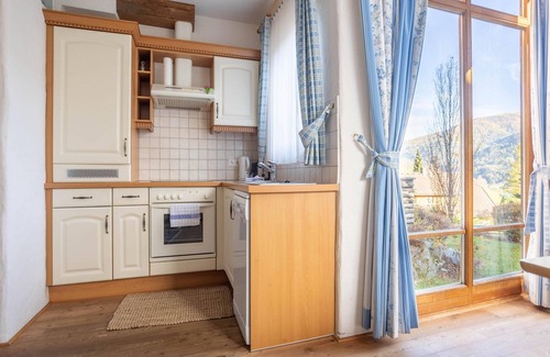 Untertschern Apartment | Cozy Apartment in Bad Kleinkirchheim, Perfect for Families