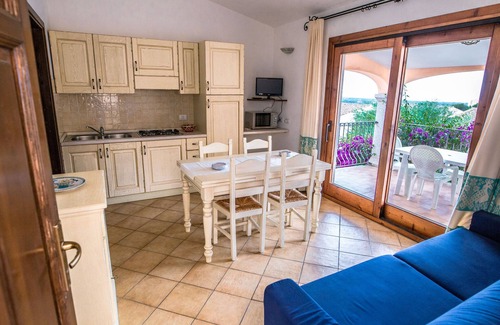 Badesi Apartment | Relaxing Flat with Pool Access in Residence Badus, Badus