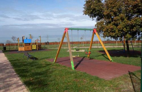 Balatonfoldvar Apartment | Cozy Apartment in Balatonföldvar for Family Getaways