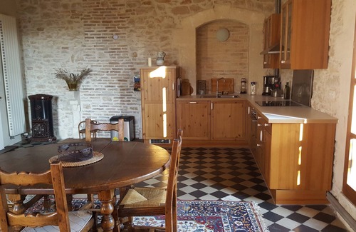 Venejan Apartment | Idyllic Farmhouse Apartment with Shared Pool & Ocean View