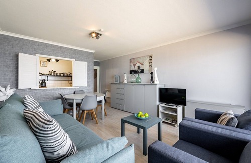 Blankenberge Apartment | Apartment in Blankenberge with Sea Views