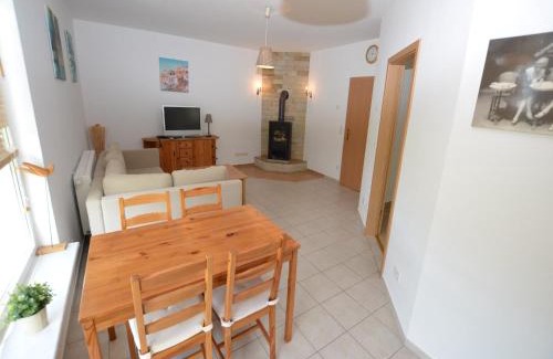 Dolni Lanov Apartment | Charming Apartment in Bohemian with Private Terrace & Pets Welcome