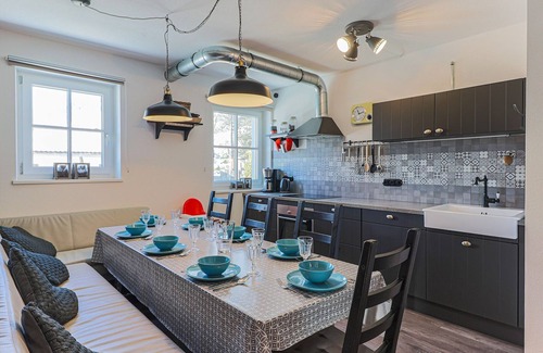 Lauterbach Apartment | Prime Modern Apartment Steps from the Ski Area