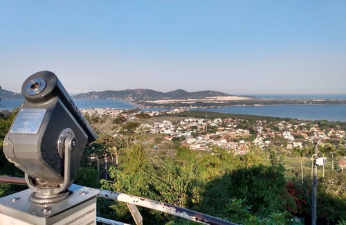 Lagoa da Conceicao House | Pet-Friendly Apartment in Lagoa da Conceição with Pool