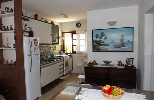 Praia do Forte Apartment | Pet-Friendly Apartment with Ocean View in Recanto da Vila