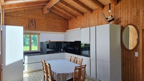 Brienz Apartment | Cozy Apartment in Brienz - Family-Friendly with High Ratings