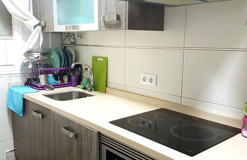 Cadiz Condo | Cozy Apartment in Cádiz Near La Victoria Beach