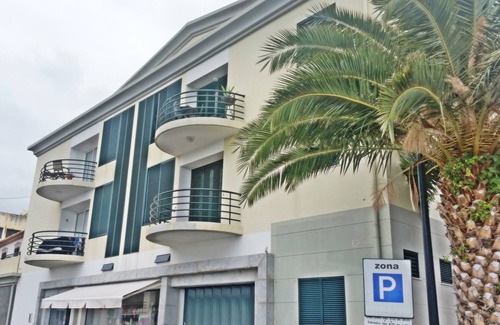 Camara de Lobos Apartment | Cozy Apartment in Câmara de Lobos with Oceanfront Views