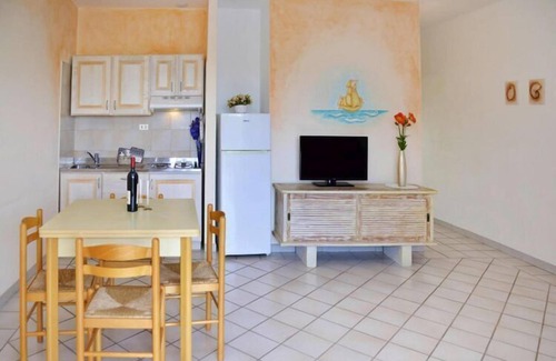 La Conia Apartment | Seaside Apartment in Cannigione with Breathtaking Views