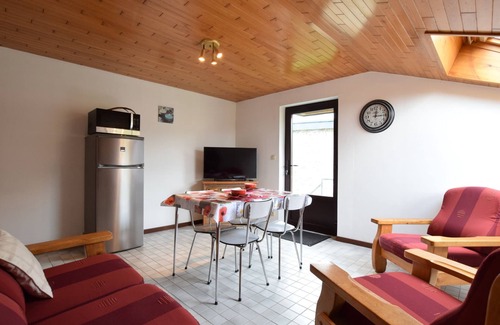 Tintigny Apartment | Inviting Apartment for Families with Pet-Friendly Amenities