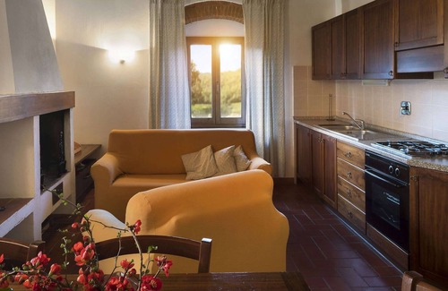 Greve in Chianti House | Family-Friendly Stay at Belvilla by OYO Lobelia with Pool