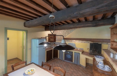 Simignano Cottage | Relaxing Chianti Apartment with Pool and Family Amenities
