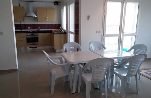 Chott Mariem Apartment | Ideal Family Apartment in Chott Meriem with Ocean View