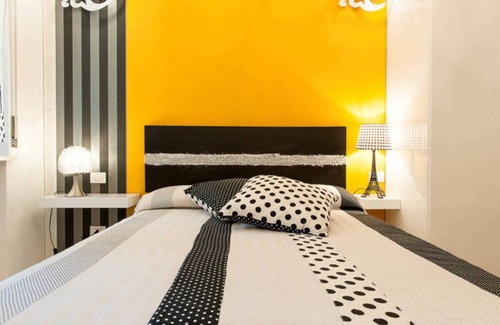 Verona City Centre Apartment | Exceptional 3-Bedroom Apartment “Chez Claude” in City Centre
