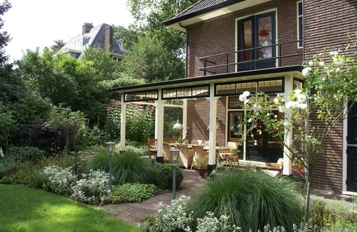 Bilthoven Apartment | Elegant Villa Apartment - Perfect for Utrecht & Amsterdam Getaway