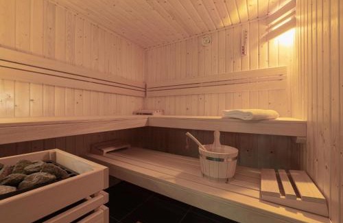 Colijnsplaat Apartment | Relaxing Apartment with Private Wellness in Zeeland