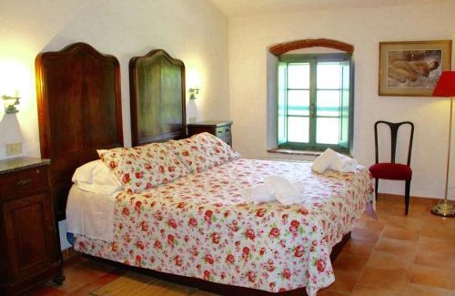 Collesalvetti House | Cozy Apartment in Collesalvetti with Garden and Pool
