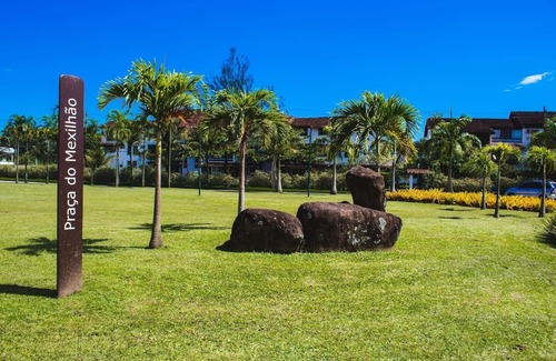 Bracui Apartment | Relaxing Apartment with Pool Access Near the Beach