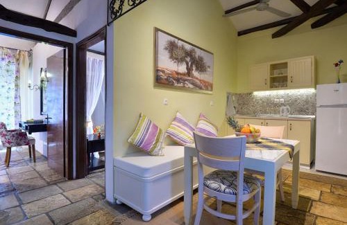 Paleokastritsa Apartment | Peaceful Oceanfront Apartment in Paleokastrites