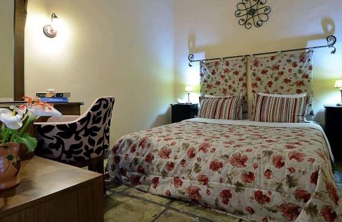 Paleokastritsa Apartment | Peaceful Oceanfront Apartment in Paleokastrites