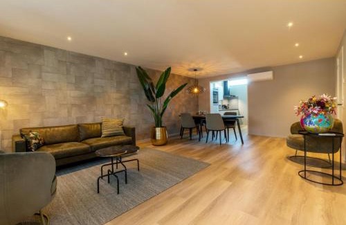 Domburg Apartment | Apartment in Domburg near the Beach, cleaning included
