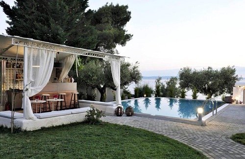 Elia Nikitis Apartment | Relaxing Getaway at Acrotel Athena Villas, Elia Beach