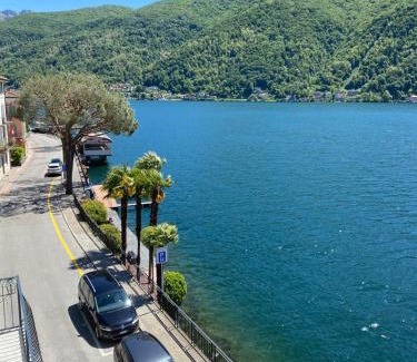 Morcote Apartment | Charming Apartment with Child-Friendly Amenities in Morcote