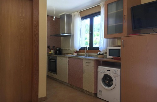 Donon Apartment | Apartment in Cangas near Playa de Barra