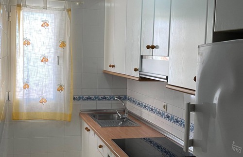 Puerto de Mazarron Apartment | Oceanfront Puerto Salado Apartments with Pool & Breakfast