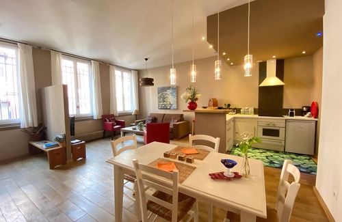 Fecamp Apartment | Indulgent Apartment with Jacuzzi in Fécamp, Côte d'Albâtre