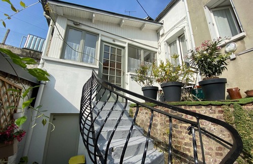 Fecamp House | Historic Semidetached House in Fécamp with Ocean View