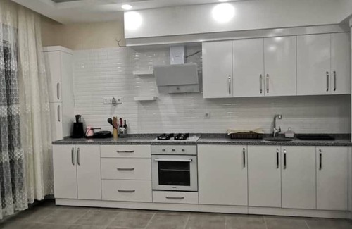 Kumluca House | Cozy Apartment in Finike, Steps from the Sea with Pool