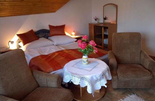 Fonyod Apartment | Family-Friendly Retreat in Fonyod/Balaton with Pool