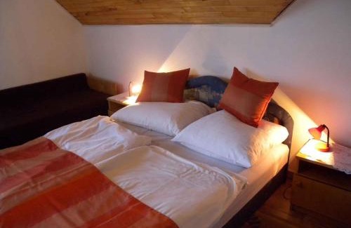 Fonyod Apartment | Family-Friendly Retreat in Fonyod/Balaton with Pool