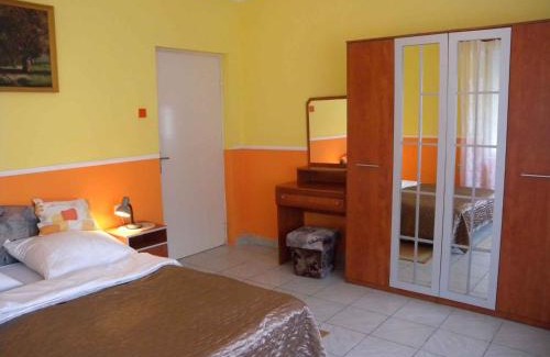 Fonyod Apartment | Family-Friendly Apartment in Fonyod/Balaton with Pool
