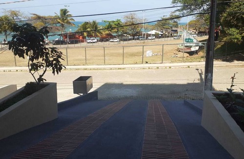 Praia de Una Apartment | Beachfront Apartment in Guarapari: Rated 10/10, Pet Friendly