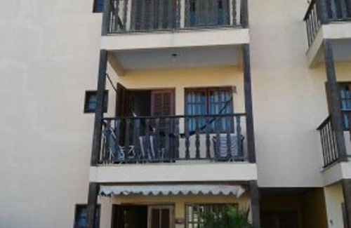 Rio das Ostras House | Beachfront Apartment in Gated Community with Ocean Views